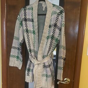 St. John's Bay Beige W/ Navy &  Green Plaid Knit Belted Cardigan (Oversized)